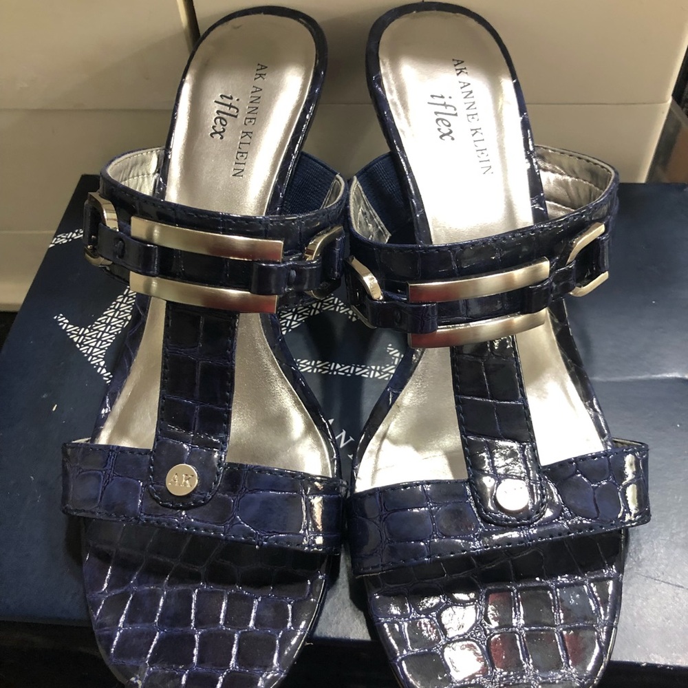 Dress casual Sandals.